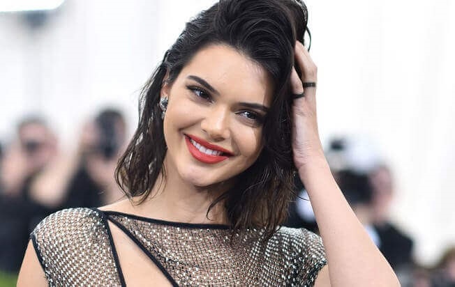 Kendall Jenner Height, Weight, Waist and Hip Measurements