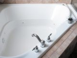 How to turn on jacuzzi tub