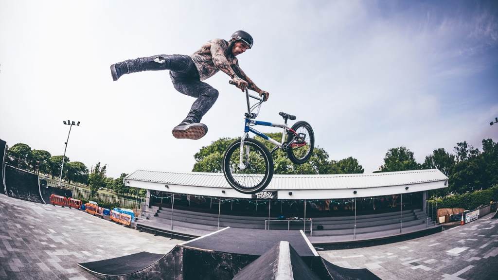 tailwhip bmx bike